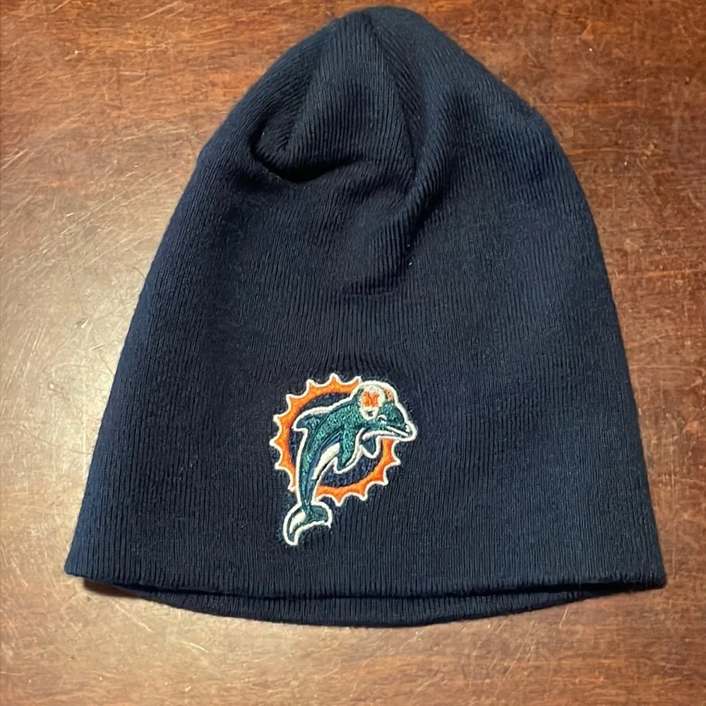 Dolphins beanie - Picture 1 of 4